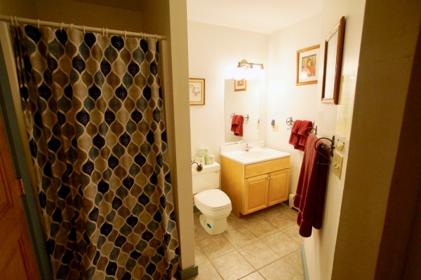 Rooms & Suites 6 catamount room3