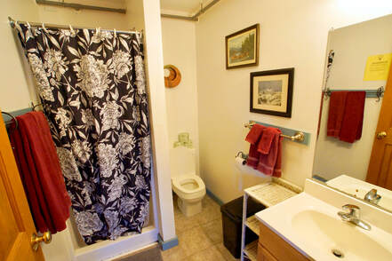 Rooms & Suites 30 molly stark3