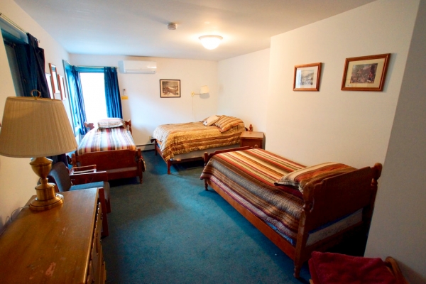 Rooms & Suites 20 remember baker1