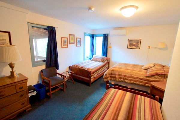 Rooms & Suites 22 remember baker3